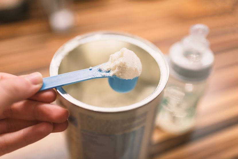 Combien de temps dure une boîte de lait 1er âge ?