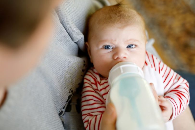 Comparatif lait 1er âge pour choisir le meilleur lait pour bébé