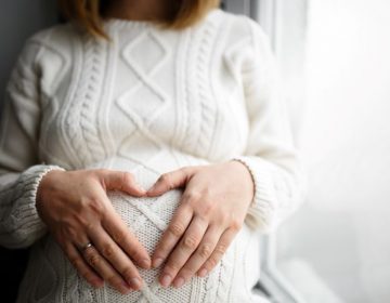 Accoucher en hiver : Guide complet pour une arrivée tout en douceur