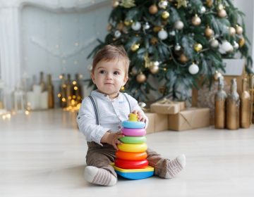 Montessori au quotidien : 5 outils pour l’épanouissement et l’autonomie de votre enfant