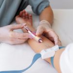 Tout savoir sur la prise de sang pour dépister une grossesse