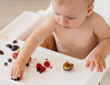Le guide de l&rsquo;alimentation du bébé de 1 an
