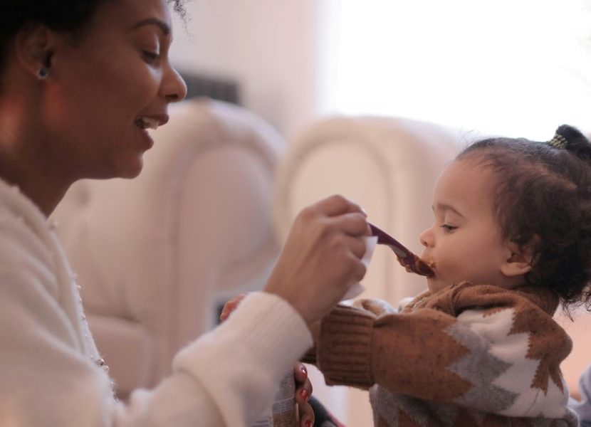 Purées pour bébé : conseils, astuces et recettes