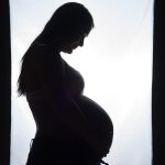 10 semaines de grossesse (12 SA) : développement, symptômes et examens
